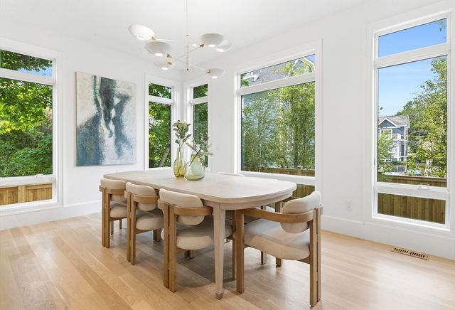 11 Hubbard Avenue, Cambridge, MA 02140