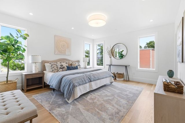 11 Hubbard Avenue, Cambridge, MA 02140