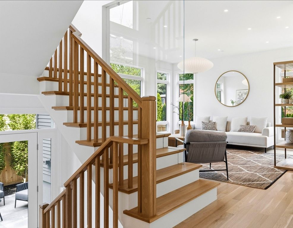 11 Hubbard Avenue, Cambridge, MA 02140