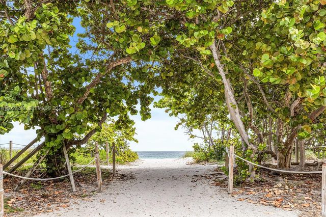 9195 NE Collins Ave 1104, Surfside, FL 33154