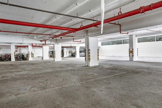 9195 NE Collins Ave 1104, Surfside, FL 33154