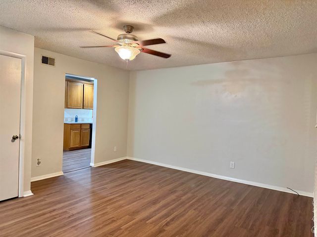 1227 N Baltimore Ave., Derby, KS 67037