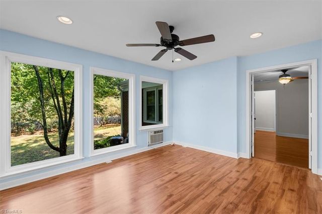 618 W Cornwallis Drive, Greensboro, NC 27408