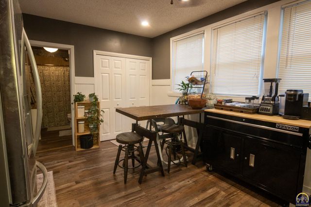 602 Cottonwood ST, Emporia, KS 66801