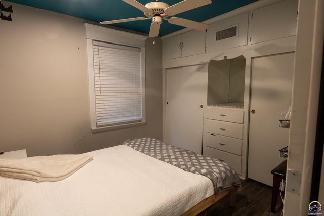 602 Cottonwood ST, Emporia, KS 66801