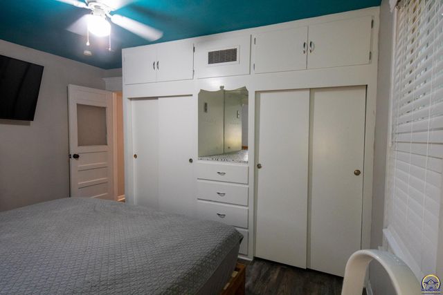 602 Cottonwood ST, Emporia, KS 66801