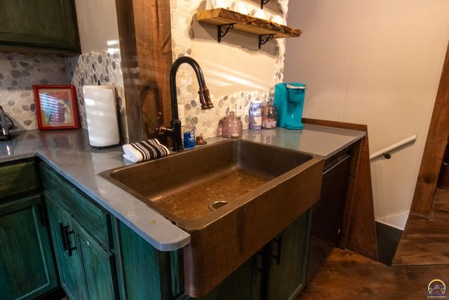 602 Cottonwood ST, Emporia, KS 66801