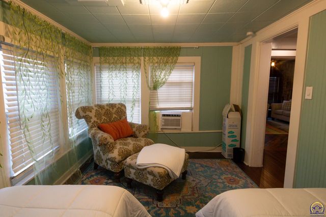 602 Cottonwood ST, Emporia, KS 66801