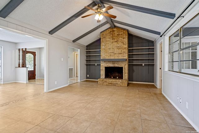 313 SAGECREST DR, Hollywood Pa, TX 78232