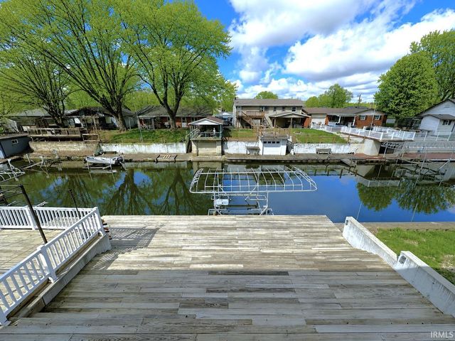 10502 N Corley Drive, Monticello, IN 47960