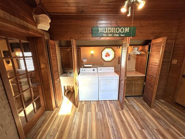10502 N Corley Drive, Monticello, IN 47960