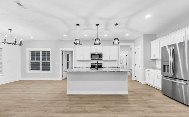130 Monaghan Dr, Clarksville, TN 37042
