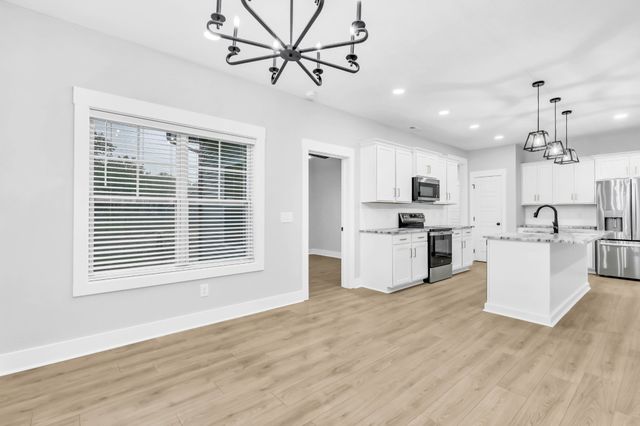 130 Monaghan Dr, Clarksville, TN 37042