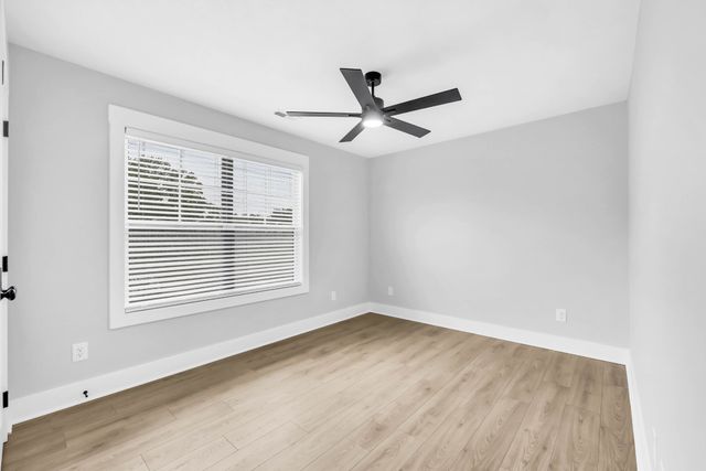 130 Monaghan Dr, Clarksville, TN 37042