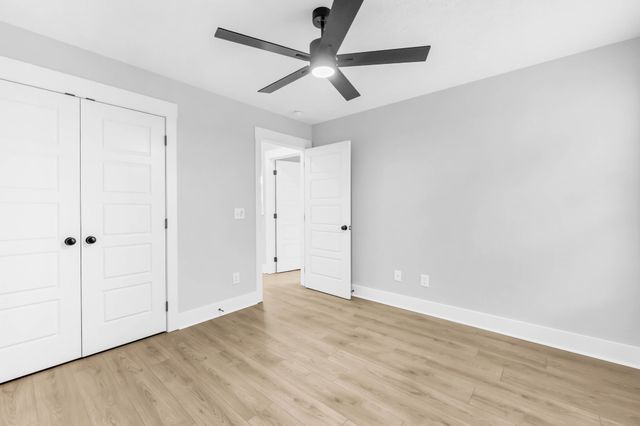 130 Monaghan Dr, Clarksville, TN 37042