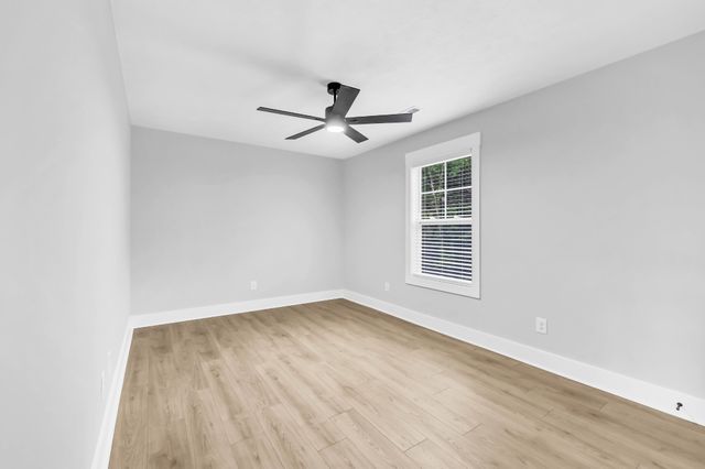 130 Monaghan Dr, Clarksville, TN 37042
