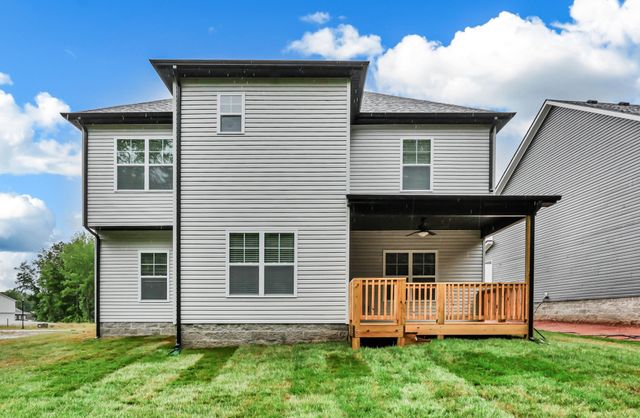 130 Monaghan Dr, Clarksville, TN 37042