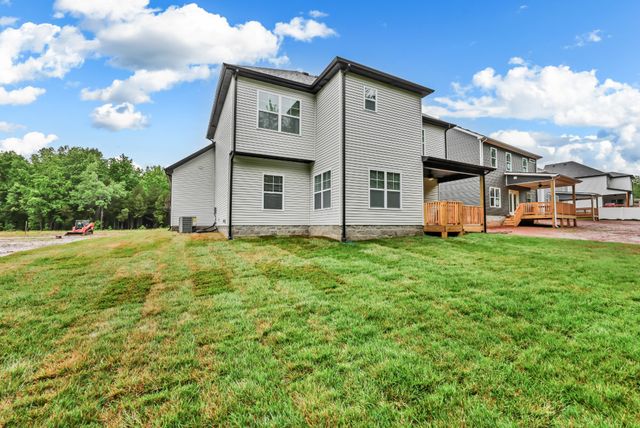 130 Monaghan Dr, Clarksville, TN 37042