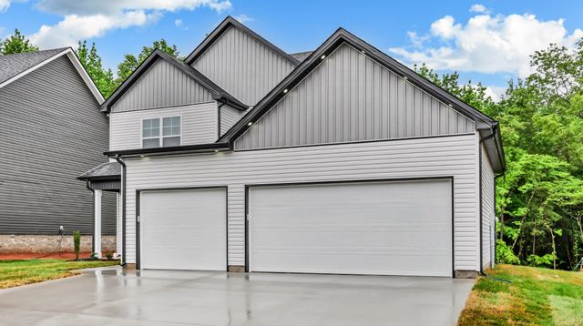 130 Monaghan Dr, Clarksville, TN 37042
