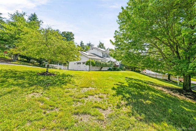 2 Sloane Court, Stony Point, NY 10980