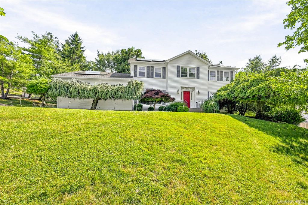 2 Sloane Court, Stony Point, NY 10980