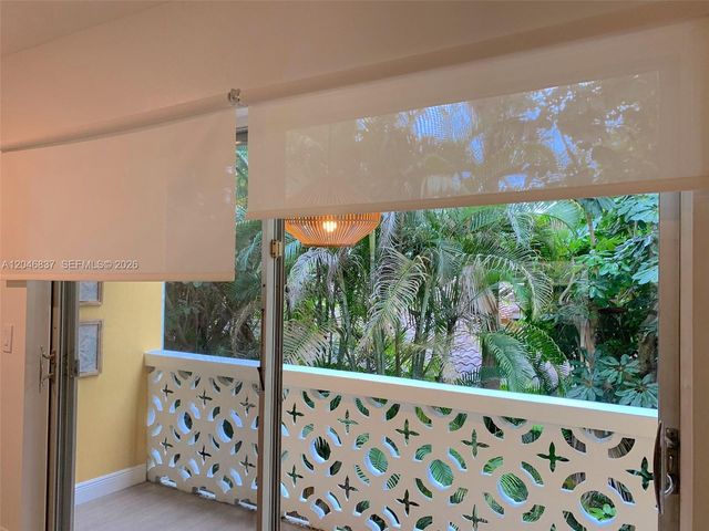 815 Middle River Drive 204, Fort Lauderdale, FL 33304