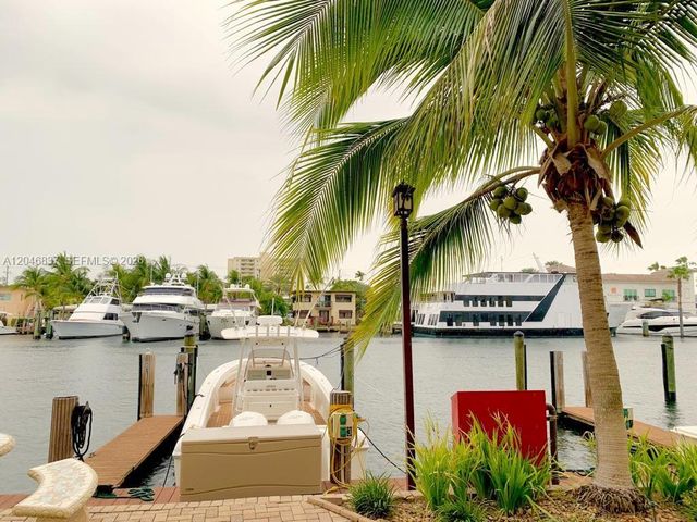 815 Middle River Drive 204, Fort Lauderdale, FL 33304