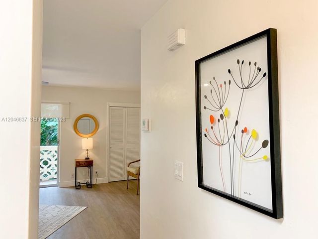 815 Middle River Drive 204, Fort Lauderdale, FL 33304