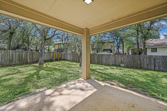 108 N Mockingbird CIR, Cedar Creek, TX 78612