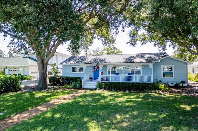 110 SUNSET DRIVE S, St Petersburg, FL 33707