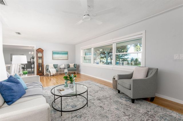 110 SUNSET DRIVE S, St Petersburg, FL 33707