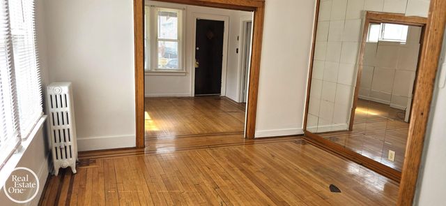 12080 St Aubin Street, Hamtramck, MI 48212