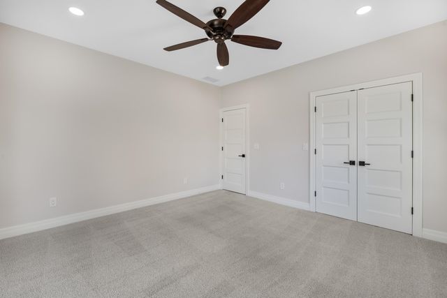 1721 E Beaumont St, Park City, KS 67219