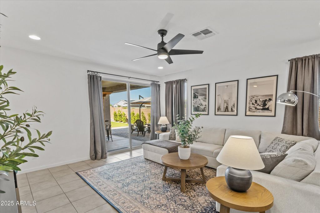 Image 15 of property listing at 17970 W Pierson Street, Goodyear, AZ 85395