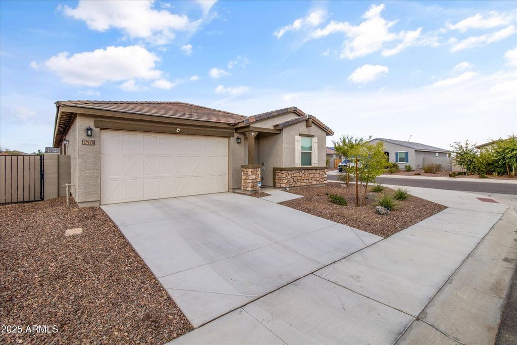 Image 51 of property listing at 17970 W Pierson Street, Goodyear, AZ 85395
