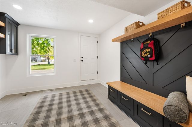 20121 Driftwood Court, Strongsville, OH 44149