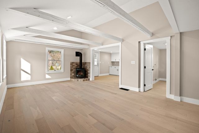 114 Orchard Rd, Mashpee, MA 02649