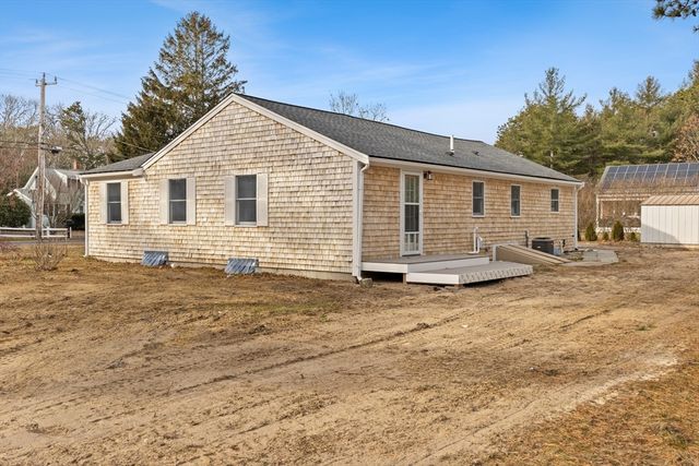 114 Orchard Rd, Mashpee, MA 02649