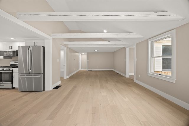 114 Orchard Rd, Mashpee, MA 02649