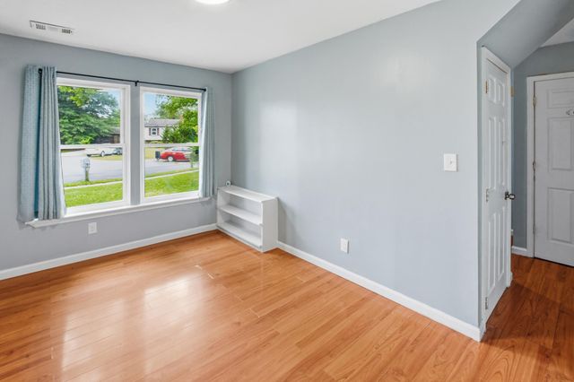 528 DENISE CT, Williamstown, NJ 08094