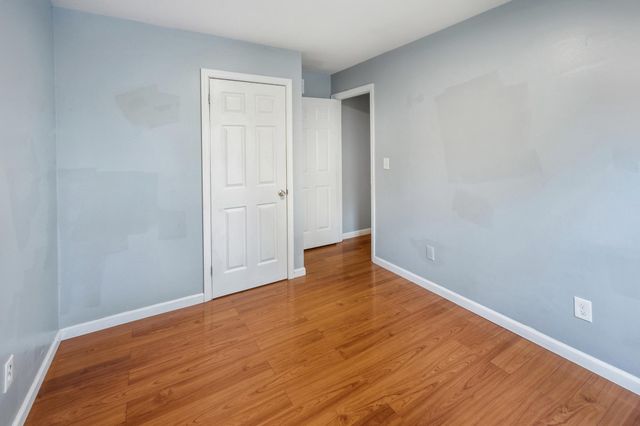528 DENISE CT, Williamstown, NJ 08094