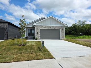 1131 NW Sproul Drive, Waukee, IA 50263