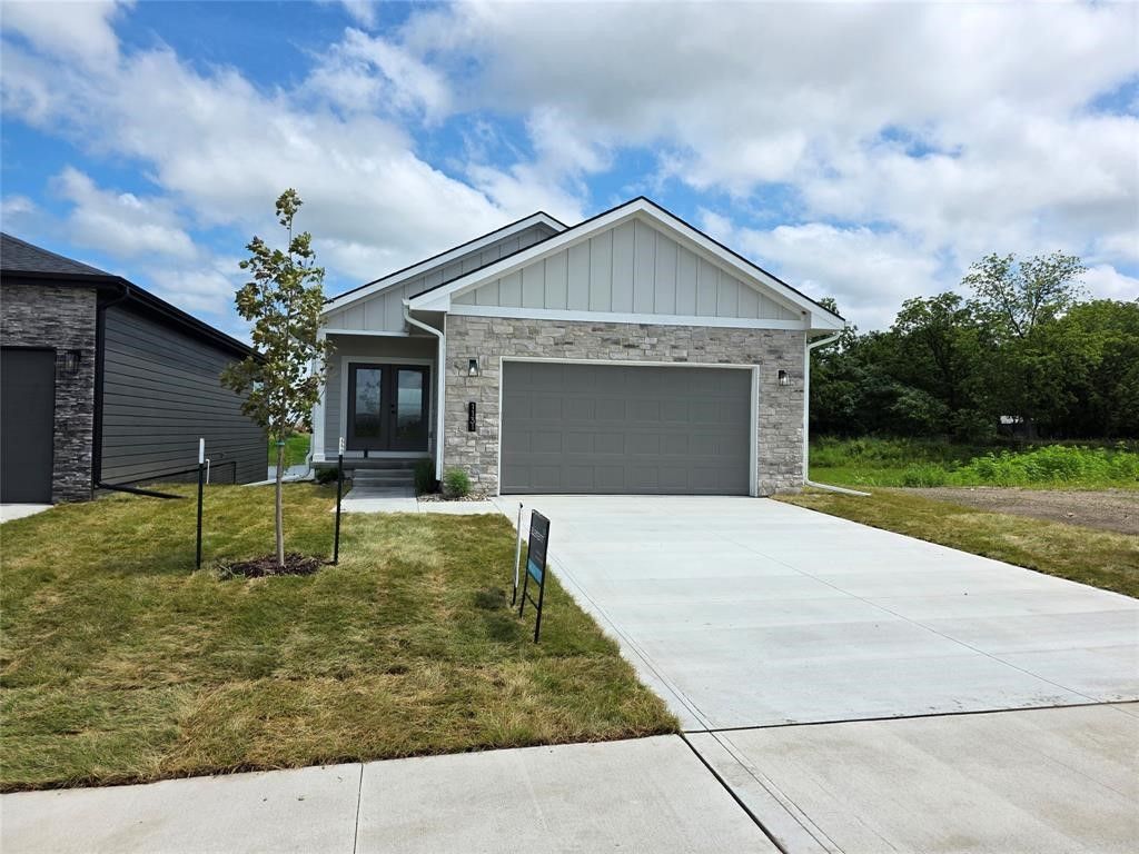 1131 NW Sproul Drive, Waukee, IA 50263