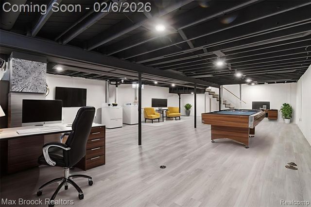 31358 Iroquois Drive, Warren, MI 48088