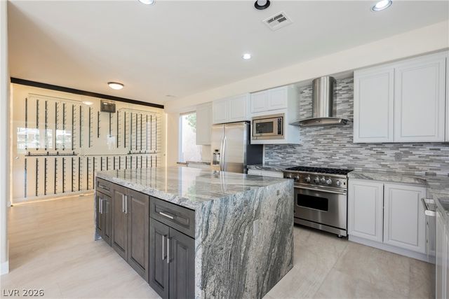 11534 Glowing Sunset Lane, Las Vegas, NV 89135