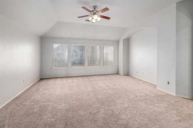 500 Red Hawk DR, Leander, TX 78641