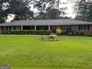 306 Hillcrest Avenue, Warner Robins, GA 31088