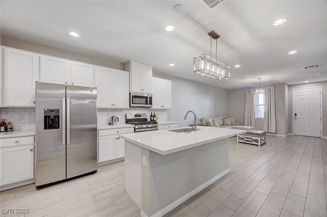 510 Celebratory Place, Henderson, NV 89011