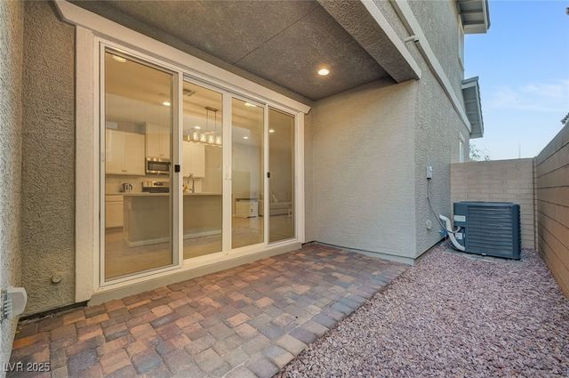 510 Celebratory Place, Henderson, NV 89011