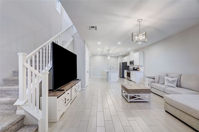 510 Celebratory Place, Henderson, NV 89011